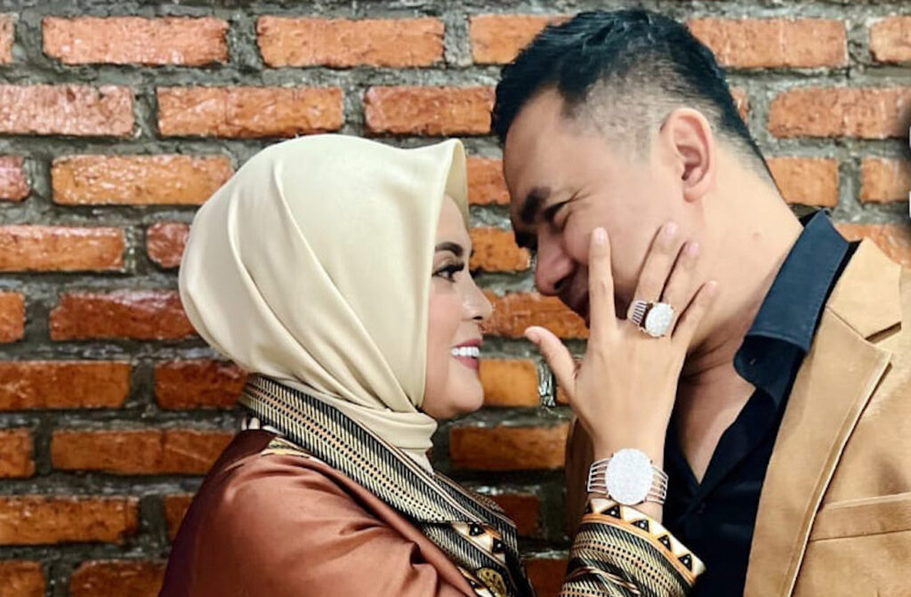 Saipul Jamil dan Neng Dessy