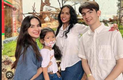 Latar Belakang Keluarga dan Pendidikan Steffi zamora