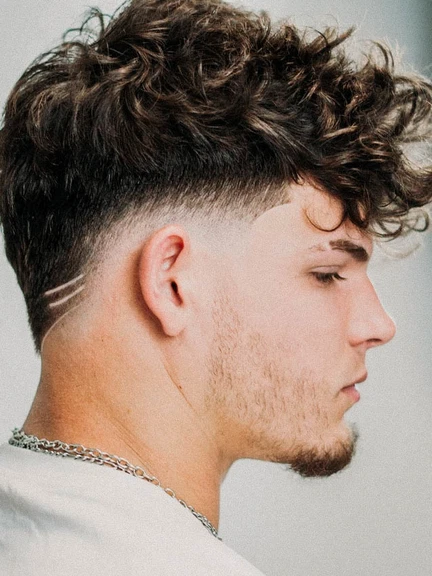 Gaya Rambut Pria Tren 2025: Panduan Lengkap Tips Modern Kekinian